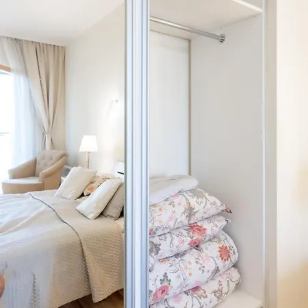 Vincent Sunlight - Near Clinic, Arena And Stadium Apartman *