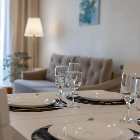 Vincent Sunlight - Near Clinic, Arena And Stadium Apartmán *