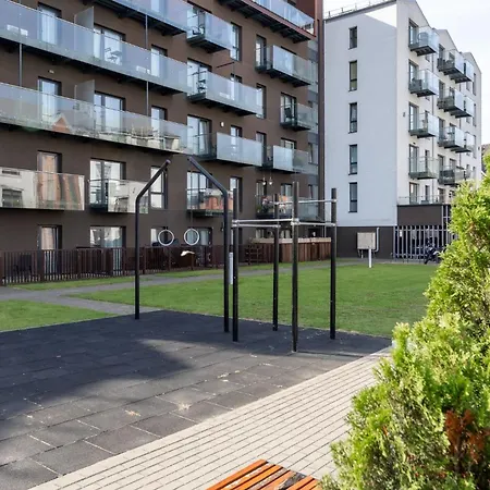 Vincent Sunlight - Near Clinic, Arena And Stadium *