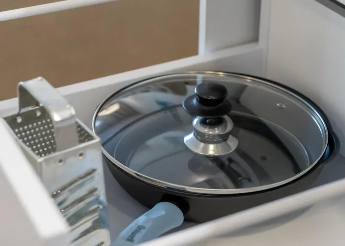 Vincent Sunlight - Near Clinic, Arena And Stadium *