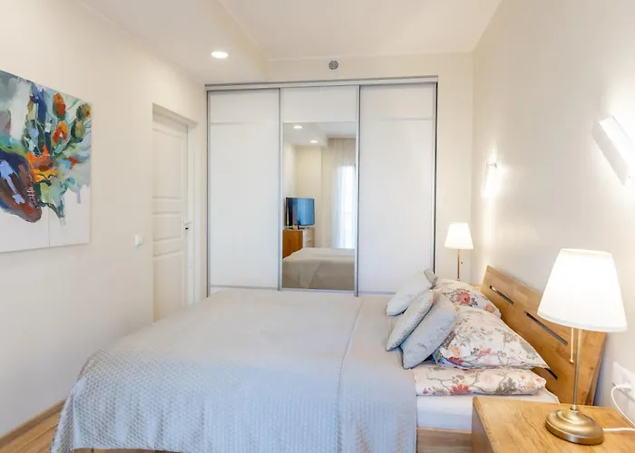 Vincent Sunlight - Near Clinic, Arena And Stadium